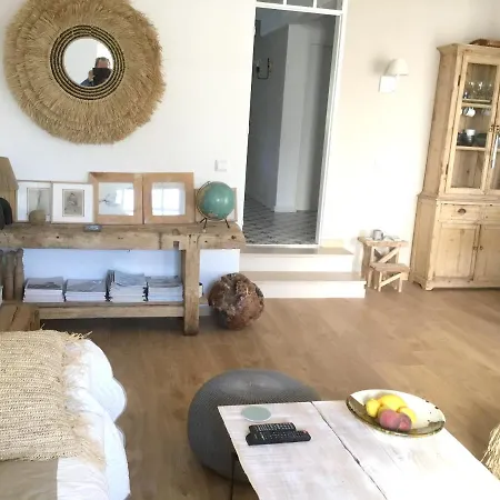 3 Bedrooms House With Sea View Enclosed Garden And Wifi At 1 Km Away From The タヴィラ