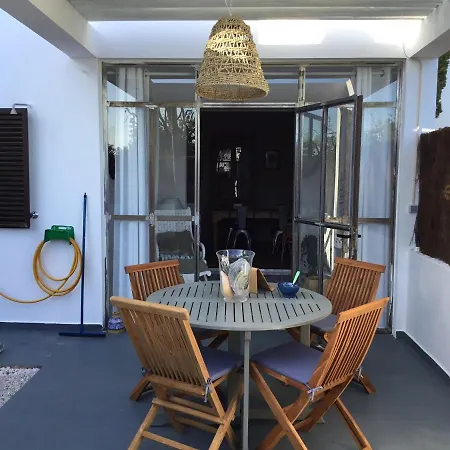 3 Bedrooms House With Sea View Enclosed Garden And Wifi At 1 Km Away From The 別荘 *