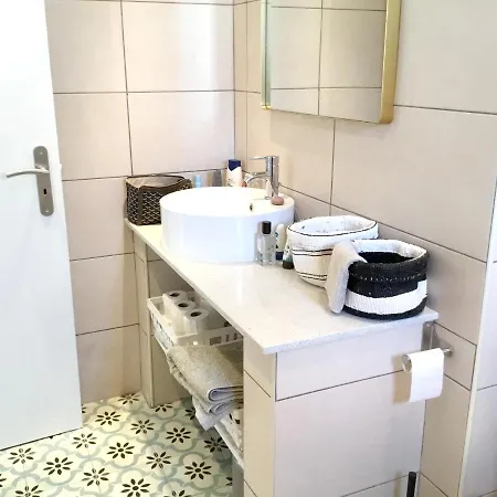 別荘 3 Bedrooms House With Sea View Enclosed Garden And Wifi At 1 Km Away From The タヴィラ