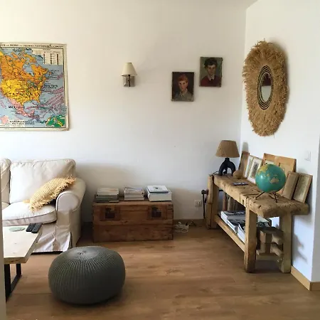 Hébergement de vacances 3 Bedrooms House With Sea View Enclosed Garden And Wifi At 1 Km Away From The Tavira